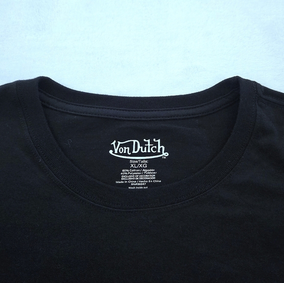 Von Dutch Black🖤 Graphic Tee👕 with White Logo - NWT - Picture 4 of 14